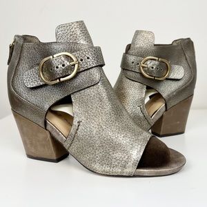 Naked Feet Soft Gold Lyra Leather Peep-Toe Bootie Size 8.5